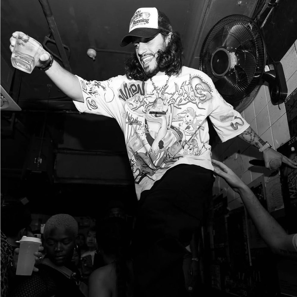 We11done graphic colorful white tee shirt M